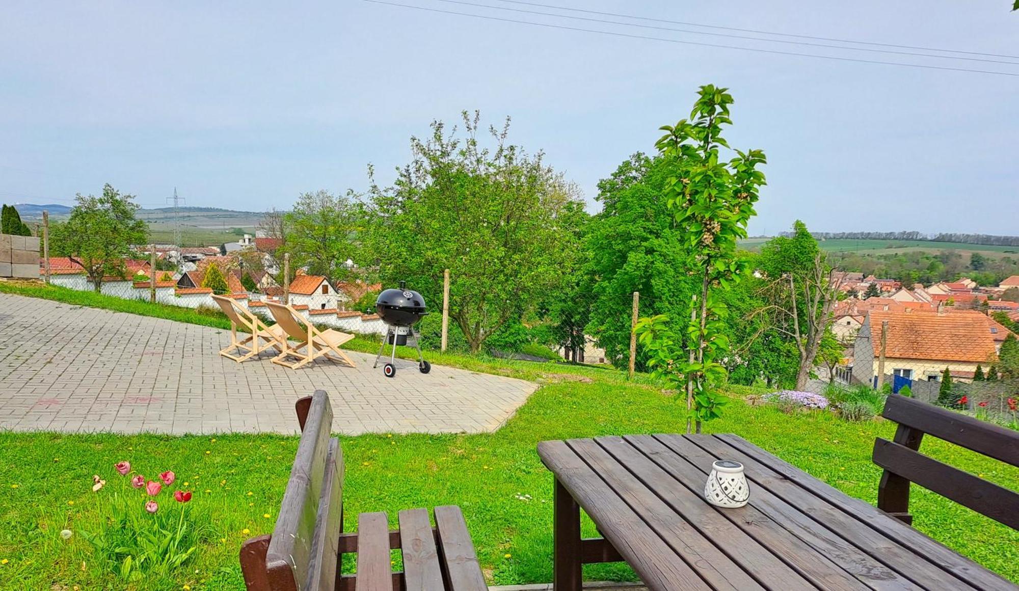 Na Vinohradech Holiday home Hlohovec